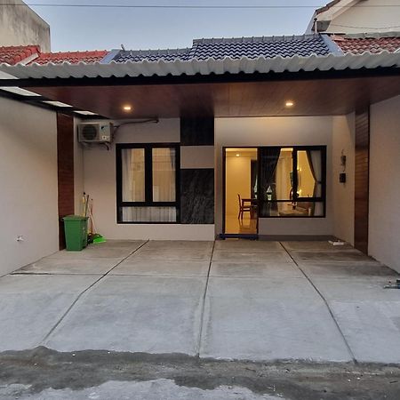 Rumah Alam Taya Syariah Yogyakarta Bagian luar foto